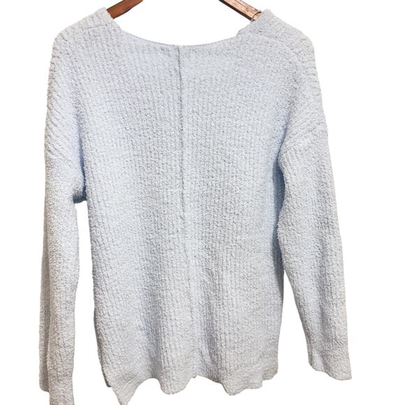 Cup Cakes and Cashmere NWOT Fuzzy Light Blue Ultra Soft V-Neck Sweater Size XL - Picture 2 of 9